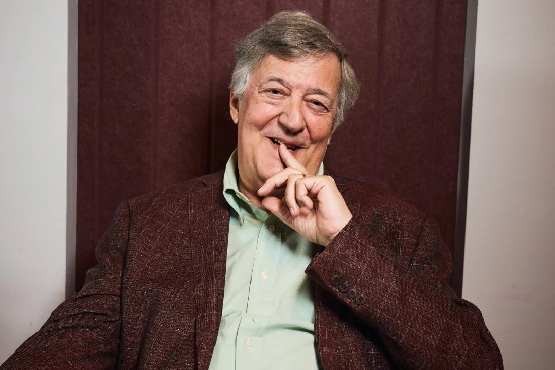 Take a tour round London with Stephen Fry