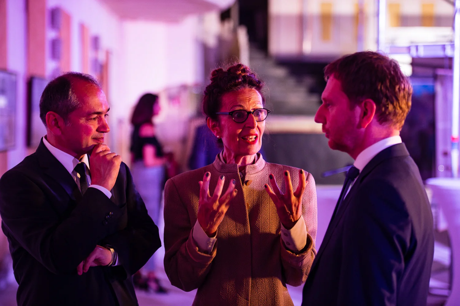 Goerlitz, 13.07.2018.
Ministerpraesident Michael Kretschmer eroeffnet als Schirmherr die Ausstellung „Mythos Europa“ mit ueber 100 Werken von ANTOINETTE in der Stadthalle Goerlitz.
//Foto: Pawel Sosnowski www.pawelsosnowski.com