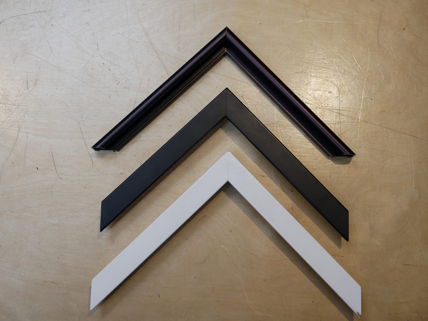 Black Metal, Black wood, white wood