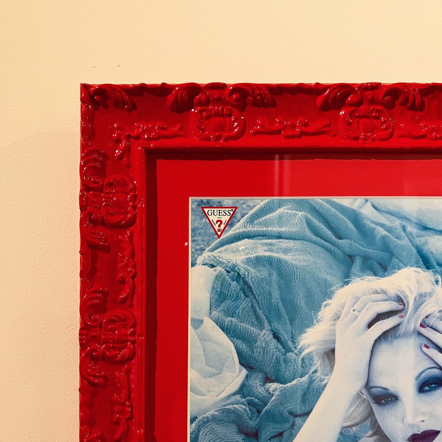 Icey blue + firey red make for a truly stunning color combo, and we&rsquo;re obsessed with how the monochrome framing of this Drew Barrymore photo turned out ❄️💋