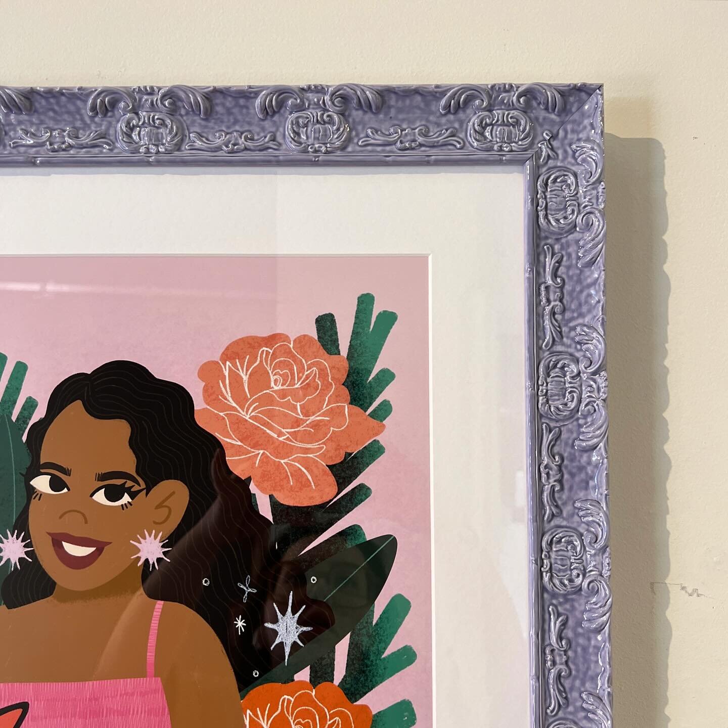 A gorgeous print from @dtheartista framed in this lilac lacquered frame from @romamoulding 💐