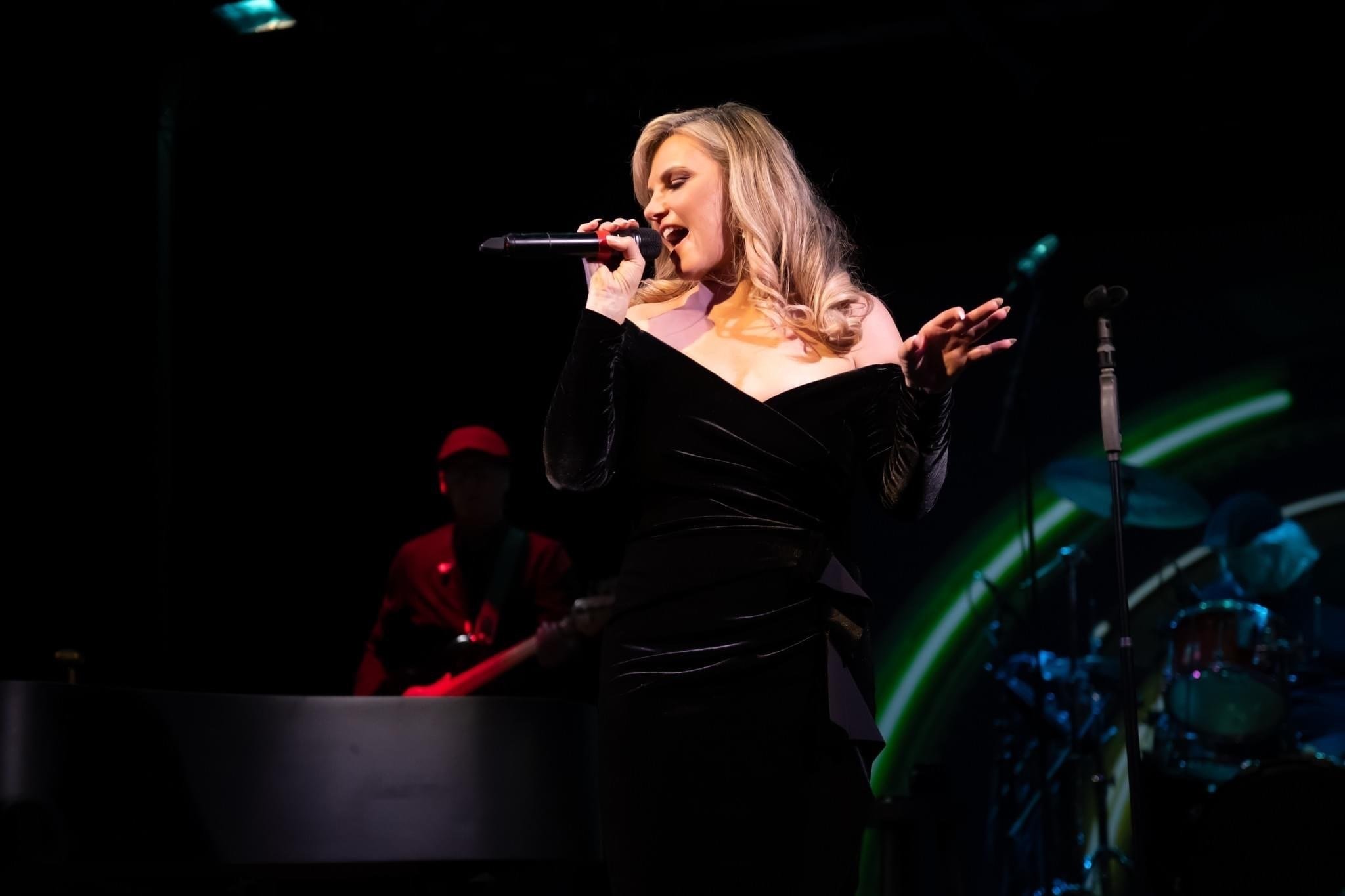 The Absolute Adele Tribute (8 PM)