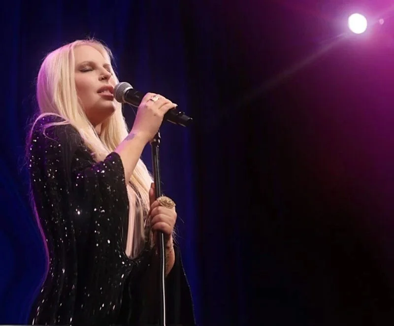 Songbird: The Singular Tribute to Barbra Streisand
