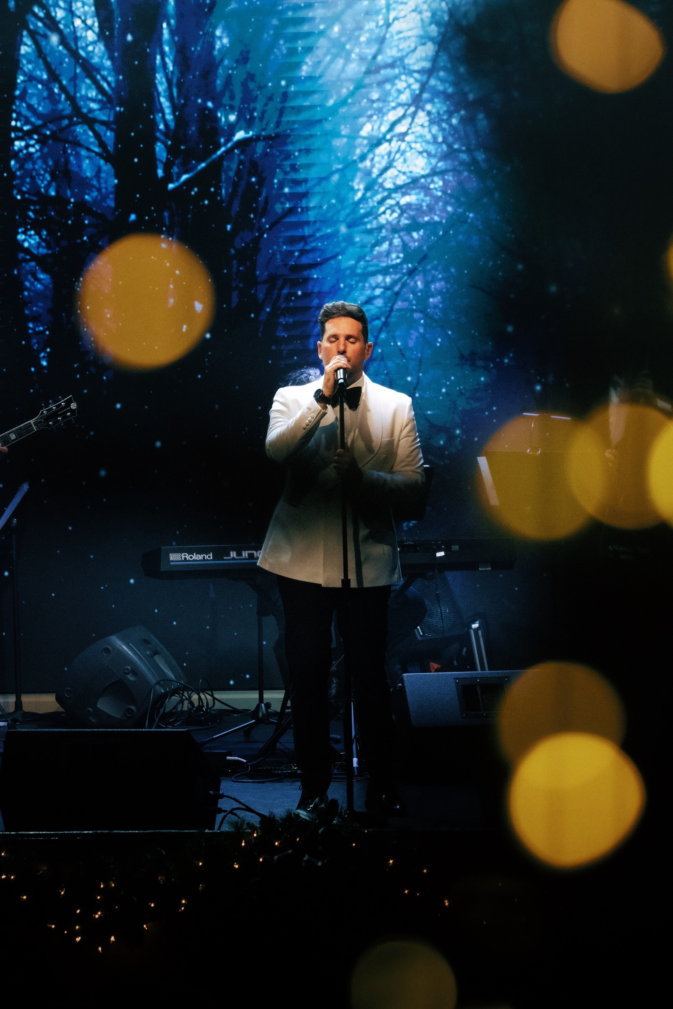 Christmas Hits &amp; All-Time Classics with Chris Pinnella and His 12-Piece Orchestra
