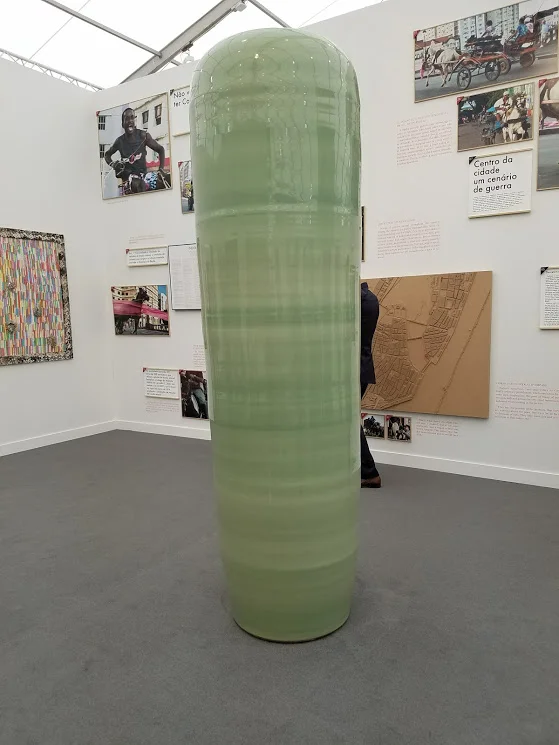 Ai Wei Wei, Pillar, 2009