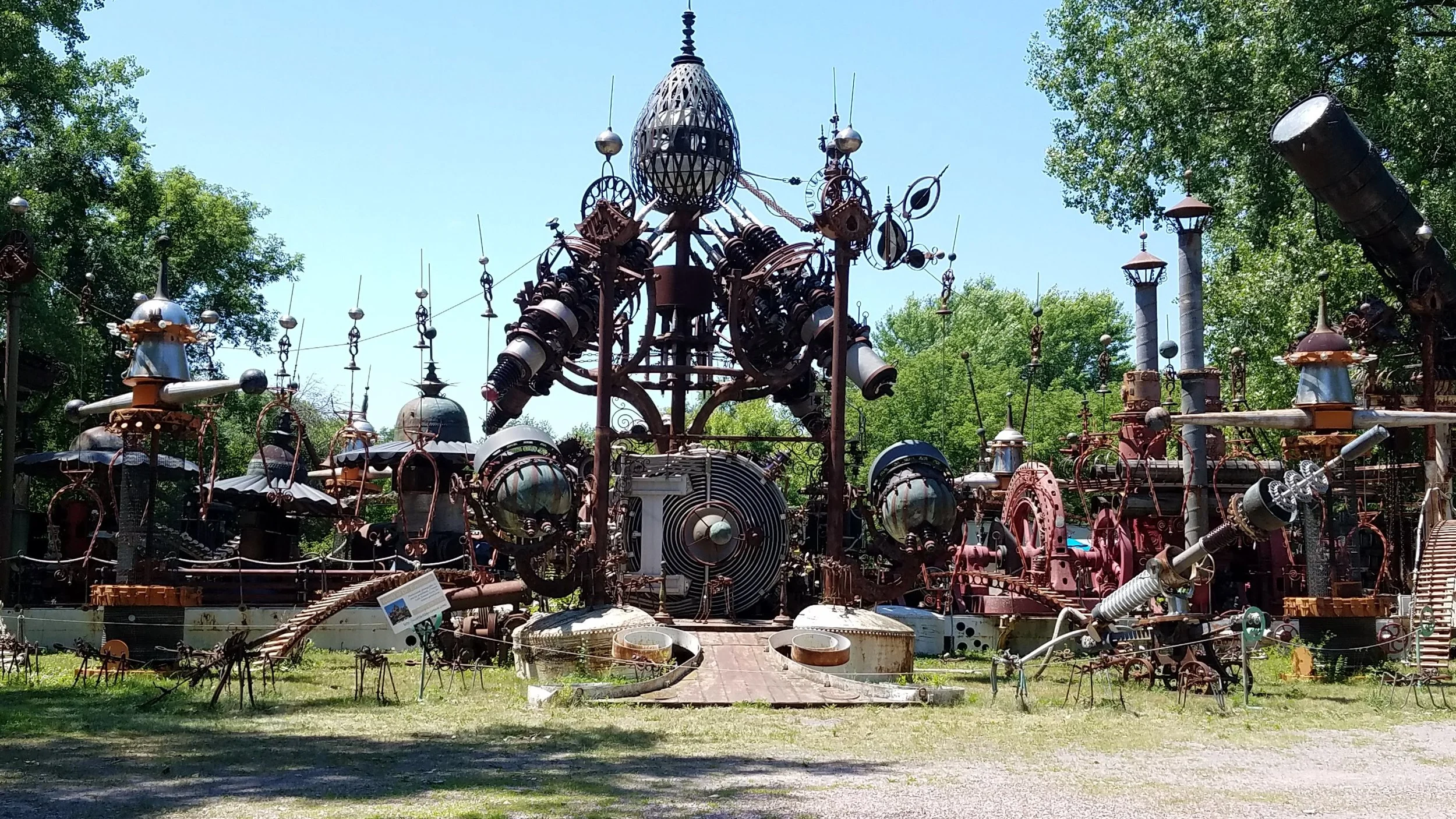 Dr Evermor's Forevertron Park
