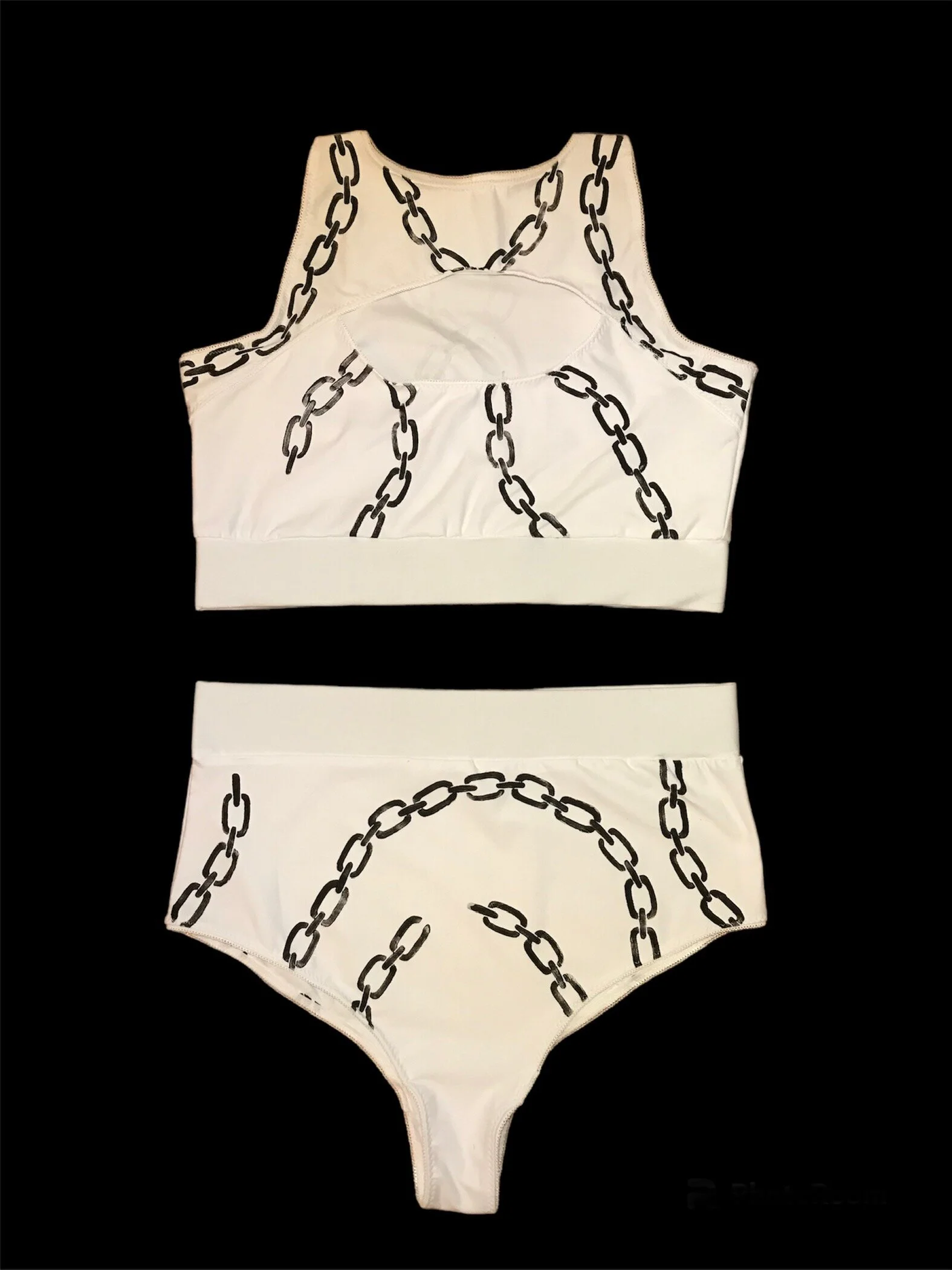 35E4C8DB-ADC6-4D0B-90BB-CD49707AB856