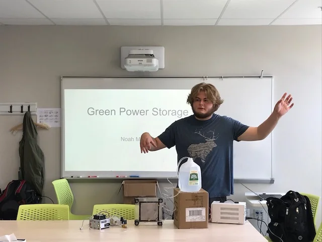 Noah, class of 2018, presents his year-long Summit Capstone project on hydrogen power.