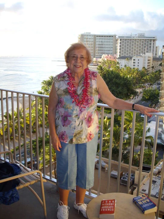 louisehawaii.jpg