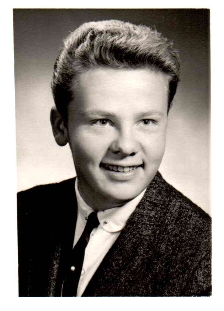 I Everett HS Grad 1964.jpg
