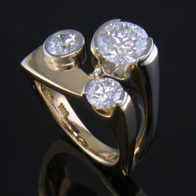 JamesBradshaw-Goldsmith-Diamond-ring-21.jpeg