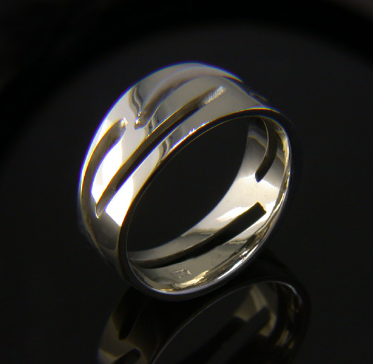JamesBradshaw-Goldsmith-Gold-and-Diamond-Bandring6.jpeg