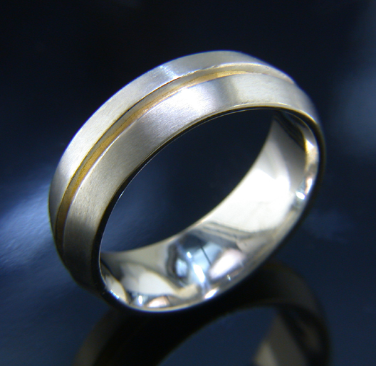 JamesBradshaw-Goldsmith-Gold-and-Diamond-Bandring9.jpeg
