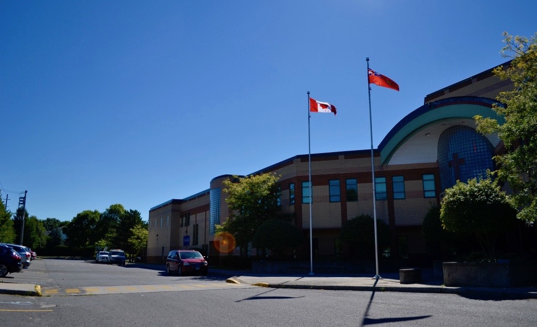 Holly_Cross_School.jpg