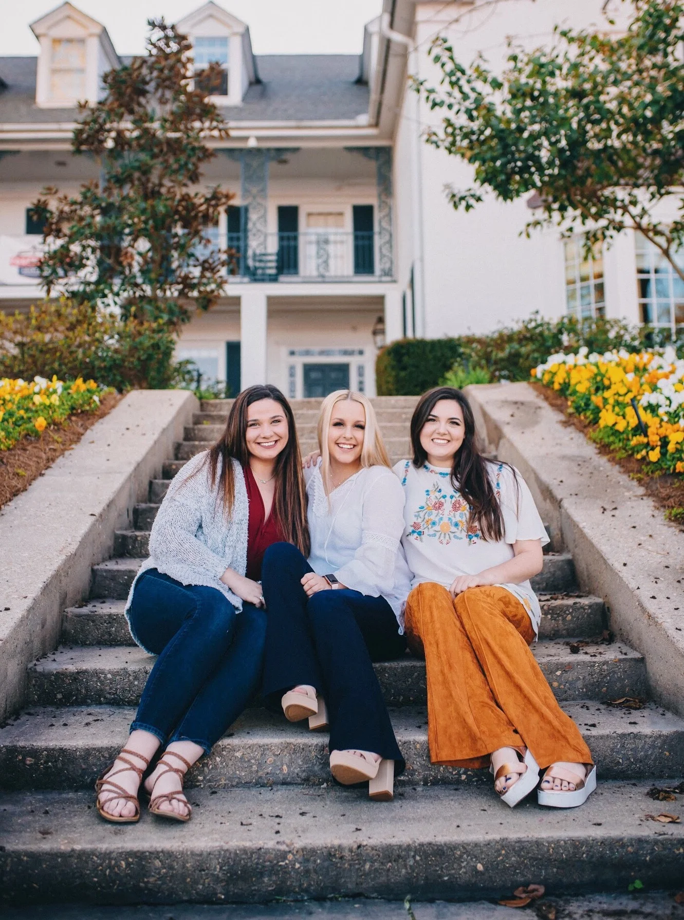 Roommates Hope Quigley, Alysia DesCoteaux, and Audrey Martin