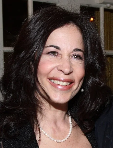 Sherrie Chonoles Katz, Owner