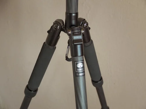 Sirui T-025X