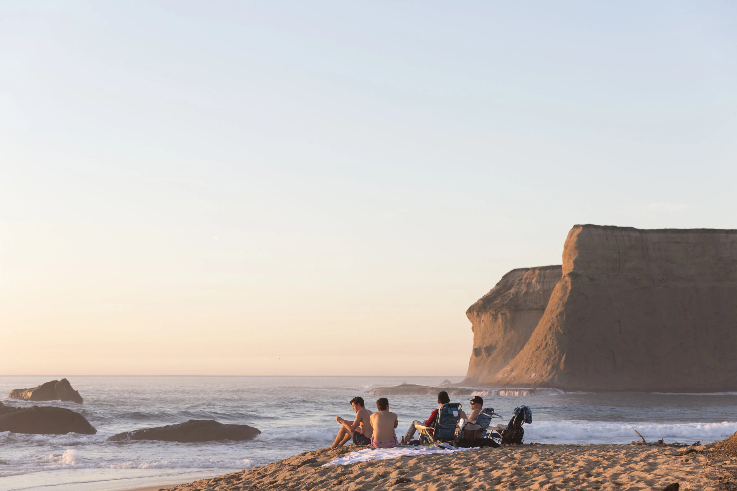 2017-12-10-MartinsBeachSurf-520.jpg