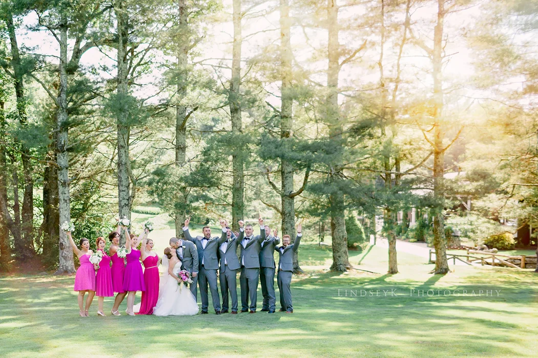 1-fun-bridal-party-photos