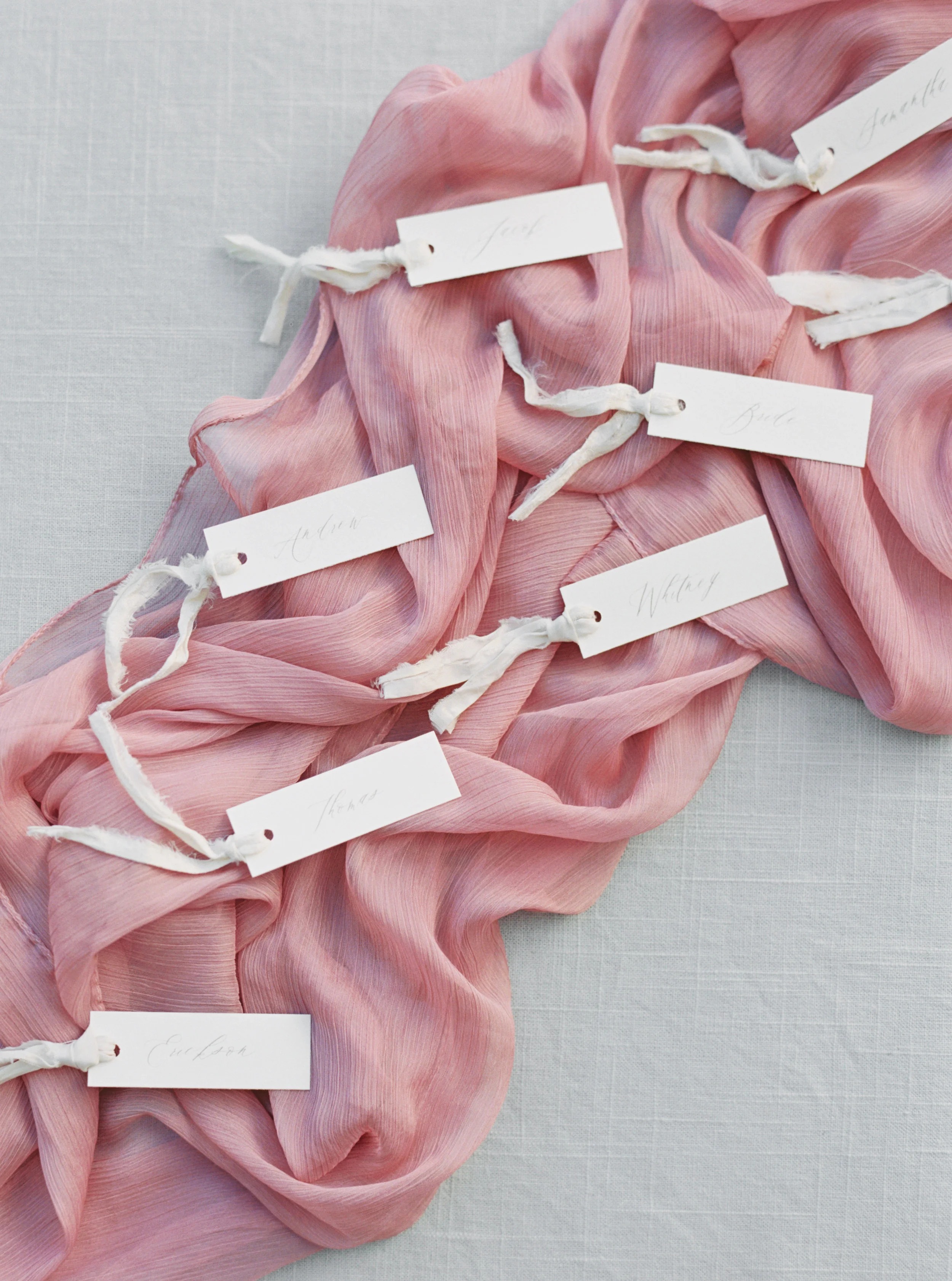 Savan Photography I Party Crush Studios linens I Foil + Ink paper goods