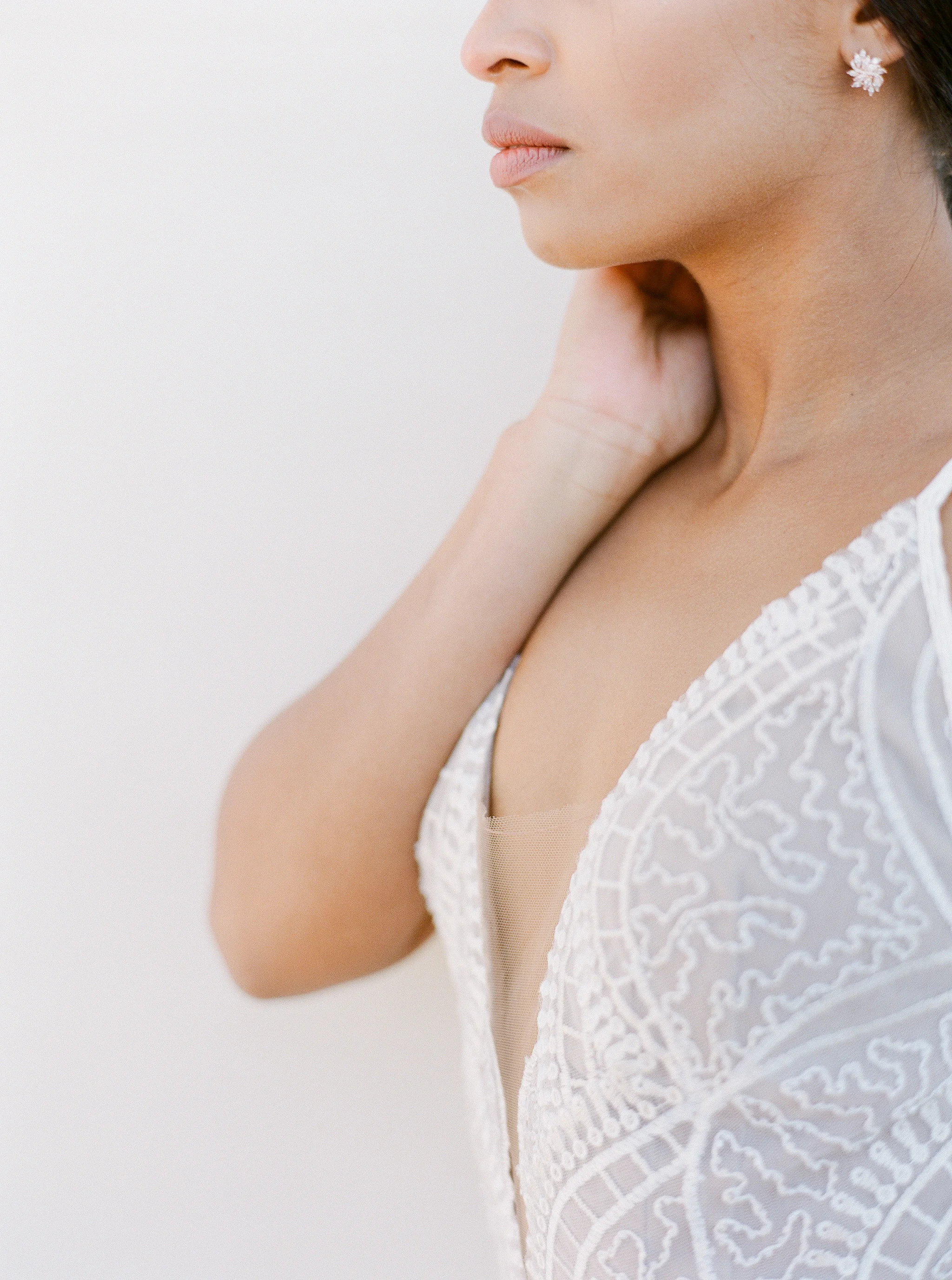 Savan Photography I Mon Amie Bridal Salon I Wtoo by Watters dress