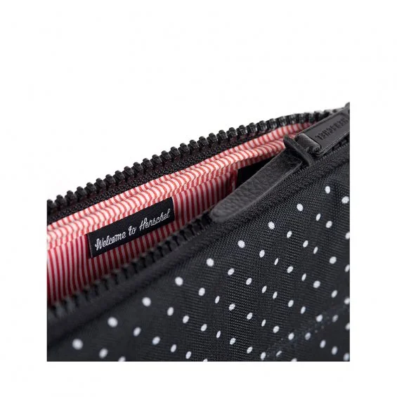 herschel-supply-anchor-13-laptop-sleeve-black-polkadot-7947.jpg