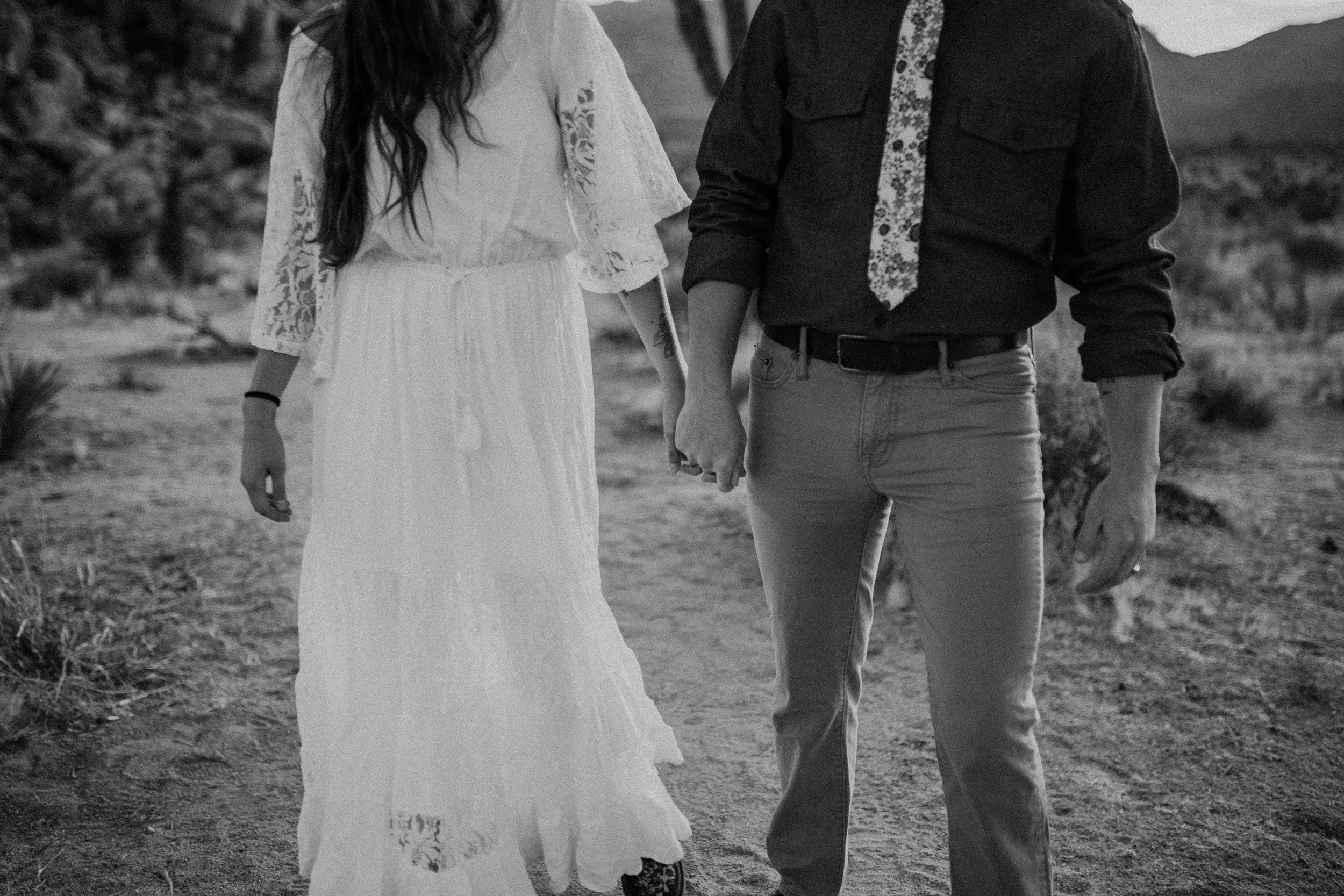 Joshua Tree National Park Adventure Couples Session Photographer Payton Marie Photography-11.jpg