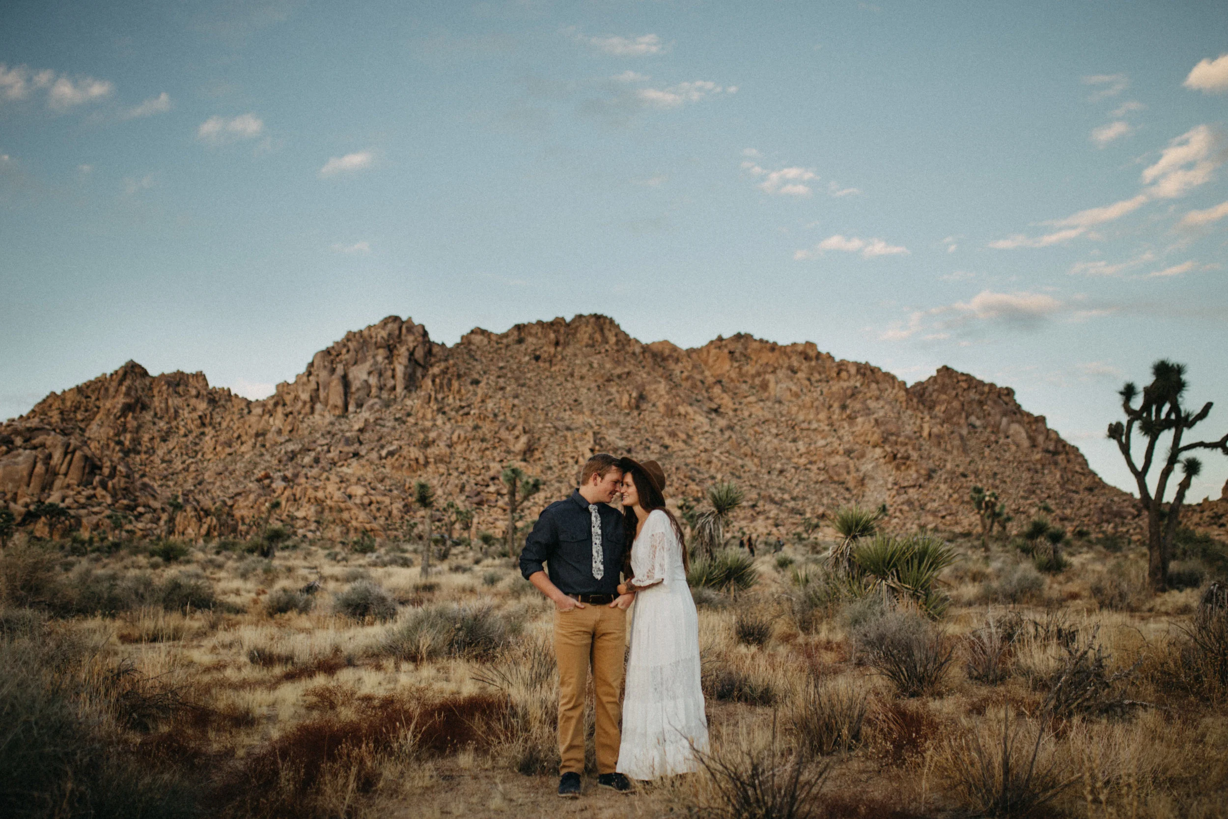 Joshua Tree National Park Adventure Couples Session Photographer Payton Marie Photography-27.jpg