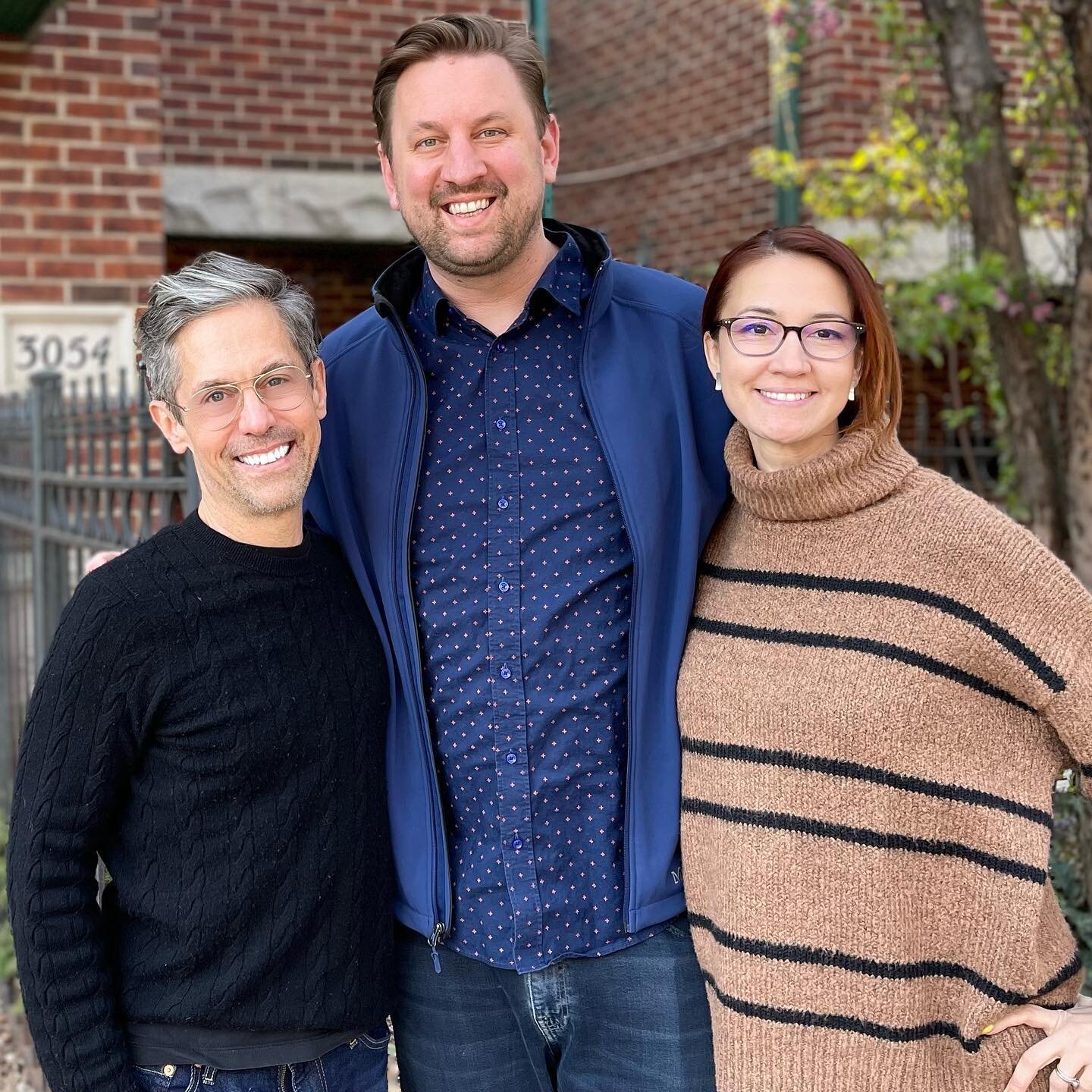 So pleased to help this incredibly wonderful and special couple find an incredibly wonderful and special home in gorgeous Lakeview!!! 

Not to toot my own horn (HONK) but we *did* negotiate a pretty good deal - which, if you&rsquo;re paying attention