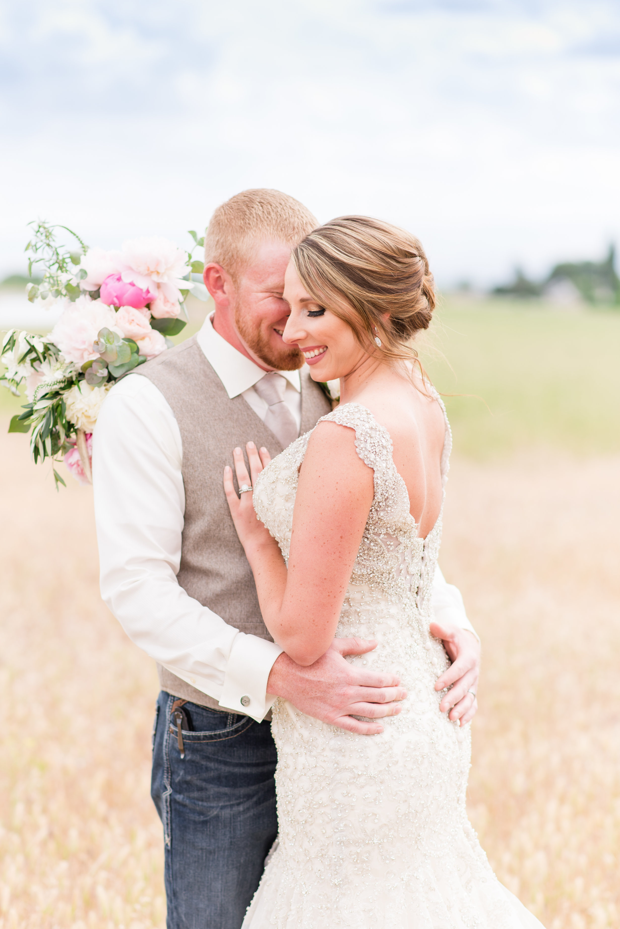 Rustic Farm Wedding - Tri Cities Washington Wedding Photographer - Morgan Tayler Photo & Design