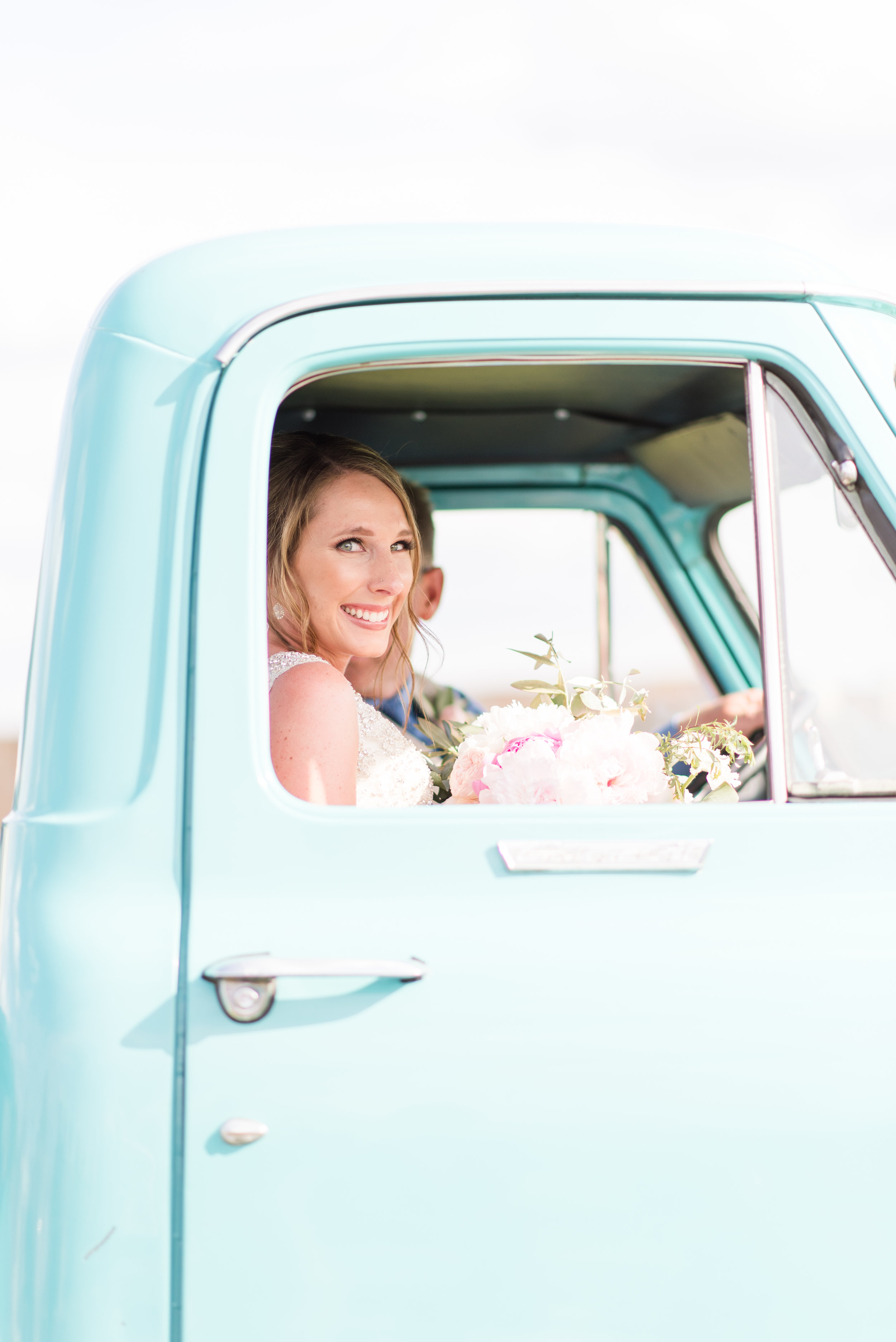Rustic Farm Wedding - Tri Cities Washington Wedding Photographer - Morgan Tayler Photo & Design