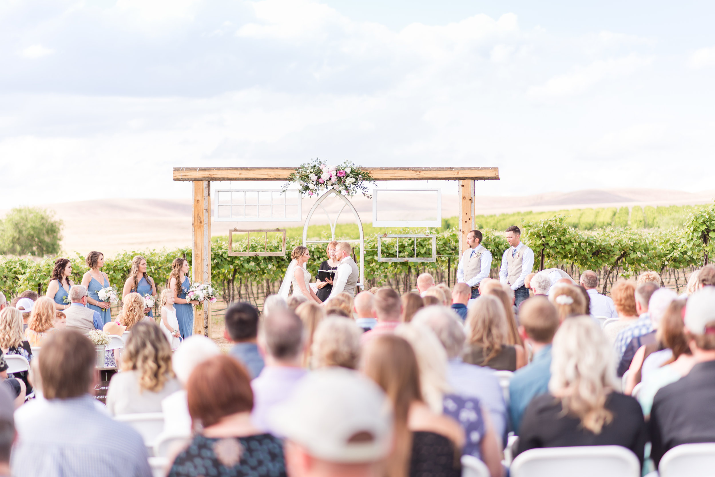 Rustic Farm Wedding - Tri Cities Washington Wedding Photographer - Morgan Tayler Photo & Design