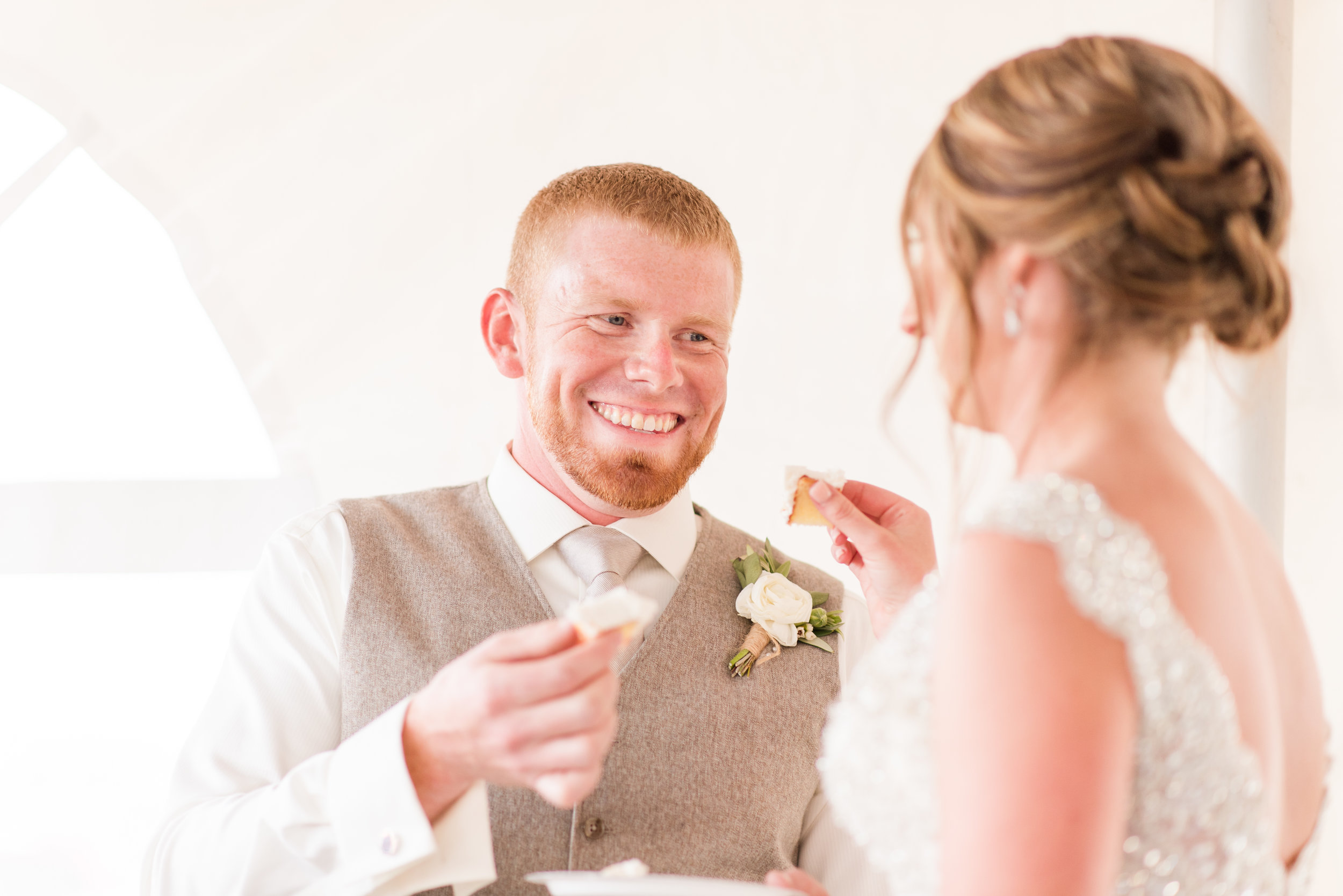 Rustic Farm Wedding - Tri Cities Washington Wedding Photographer - Morgan Tayler Photo & Design
