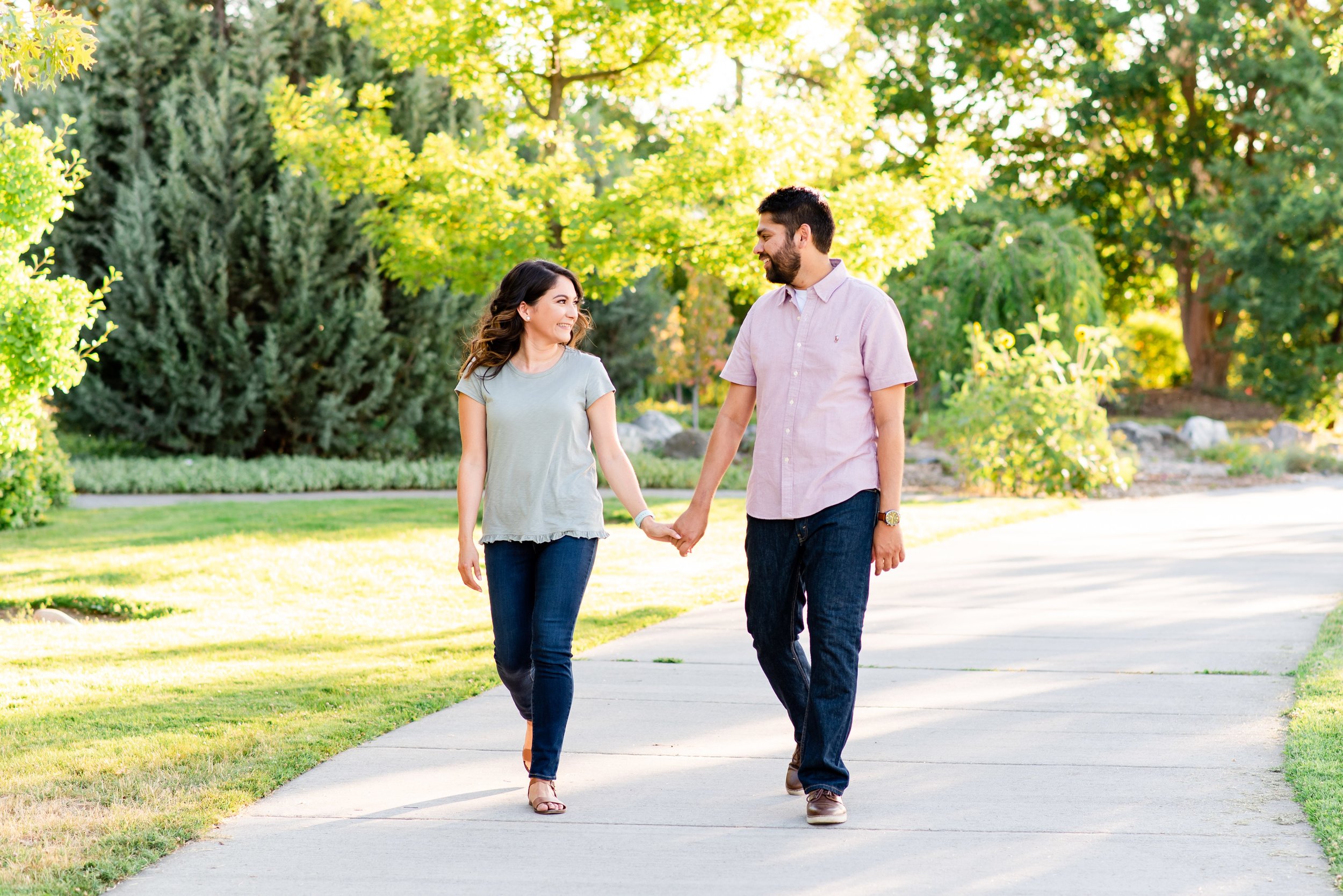Kennewick Garden Engagement Photos - Morgan Tayler Photo & Design - Tri Cities Washington Engagement Photographer - Tri Cities Wedding Photographer - What to Wear Engagement Pose