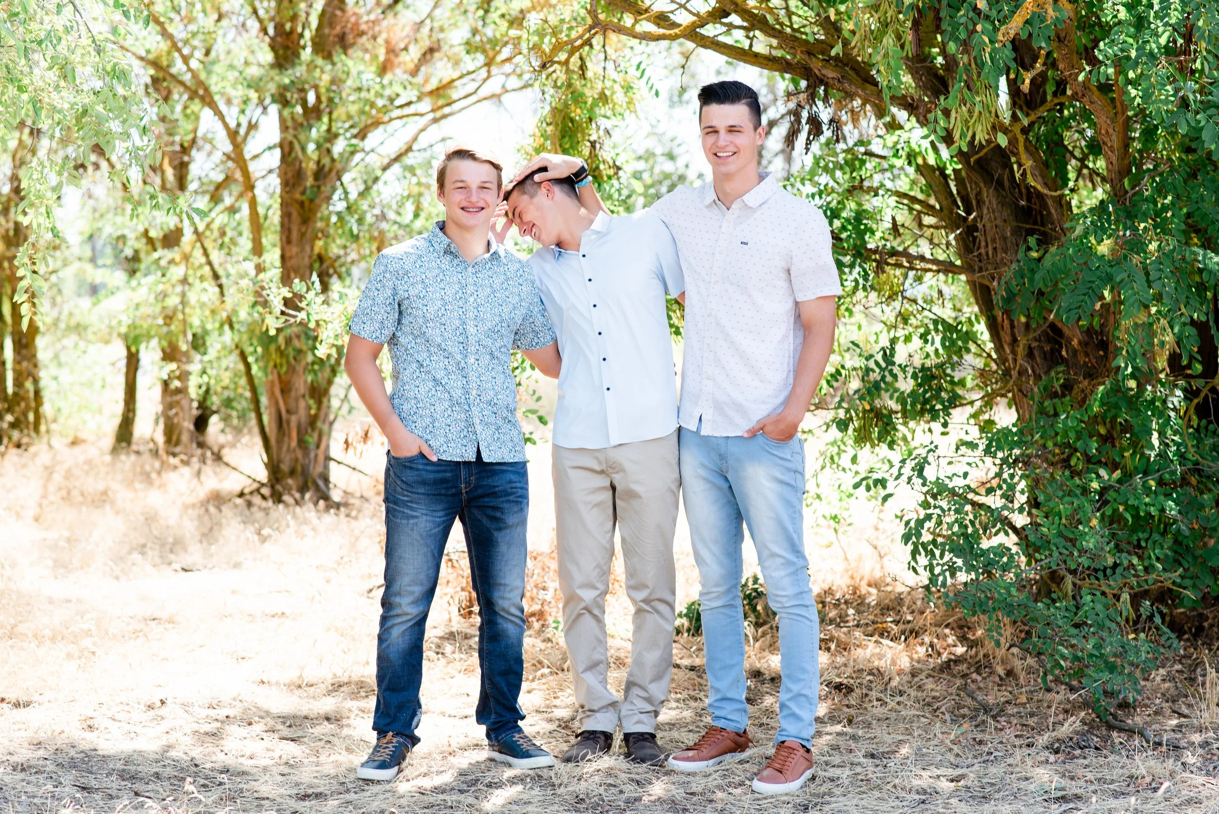Moses Lake Washington Family Photos - Morgan Tayler Photo & Design - Moses Lake Washington Family Photographer - What to Wear in Family Photos