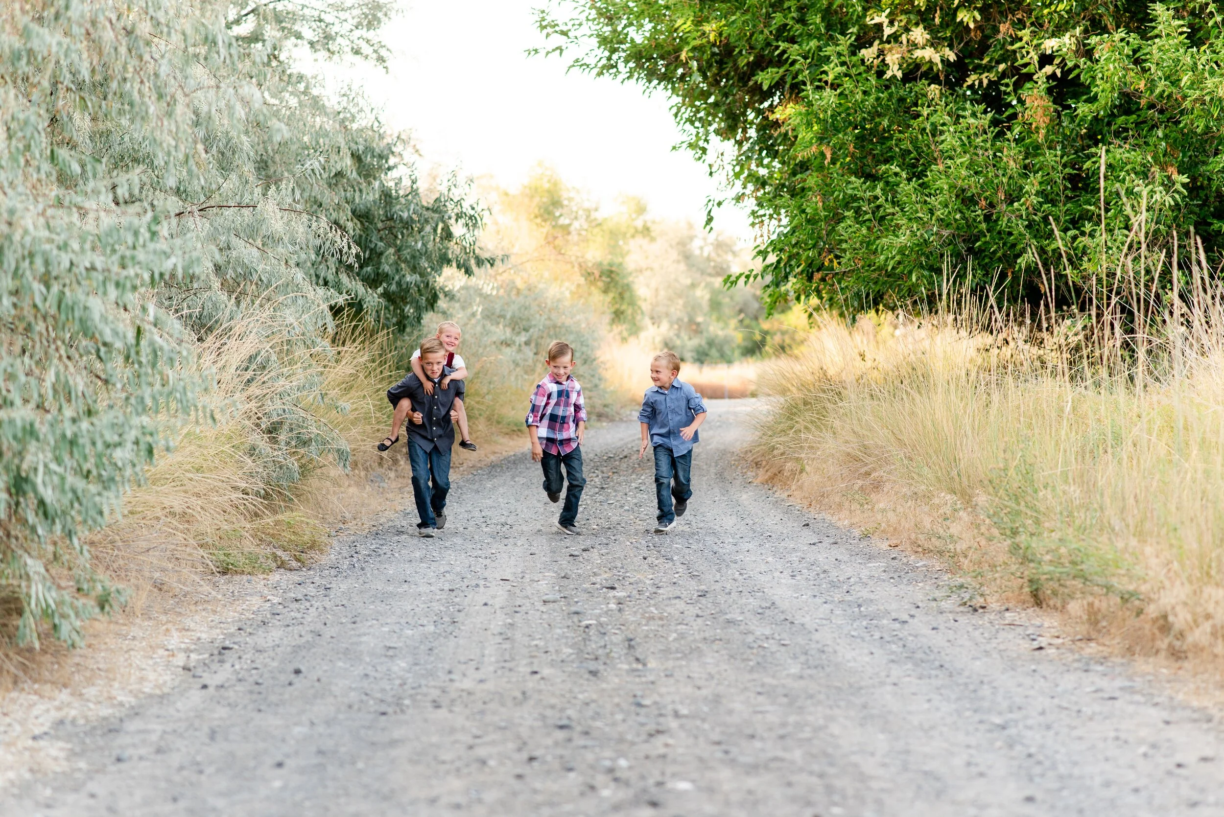 What to Wear To Fall Family Photos - Basin City Washington Family Photos - Tri Cities Family Photographer - Morgan Tayler Photo & Design