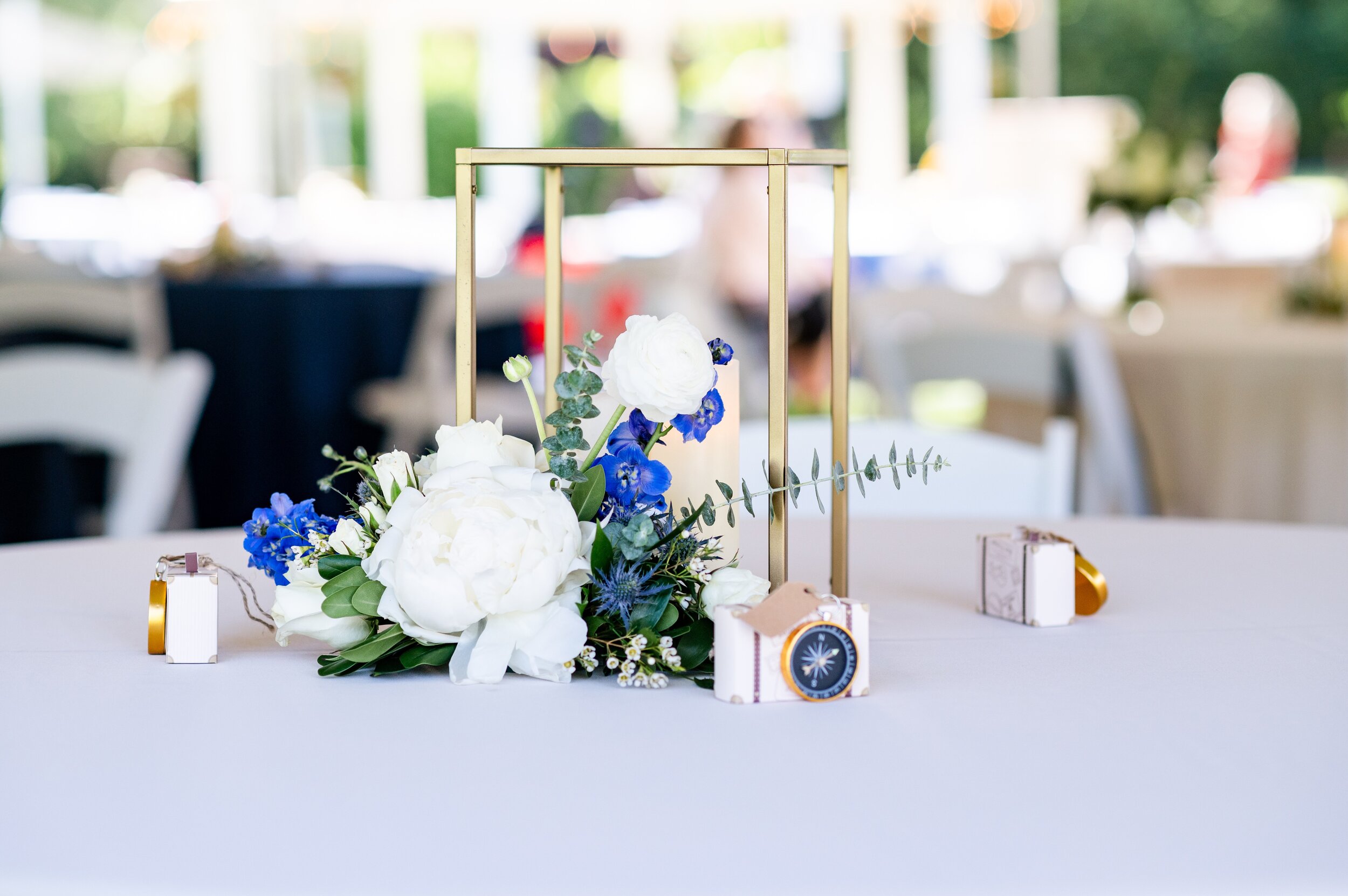 Blue and White Wedding Centerpieces - Tri Cities Pasco Washington Promise Gardens Wedding Photographer - Harper Road Floral - Wedding Decor Centerpiece Inspo