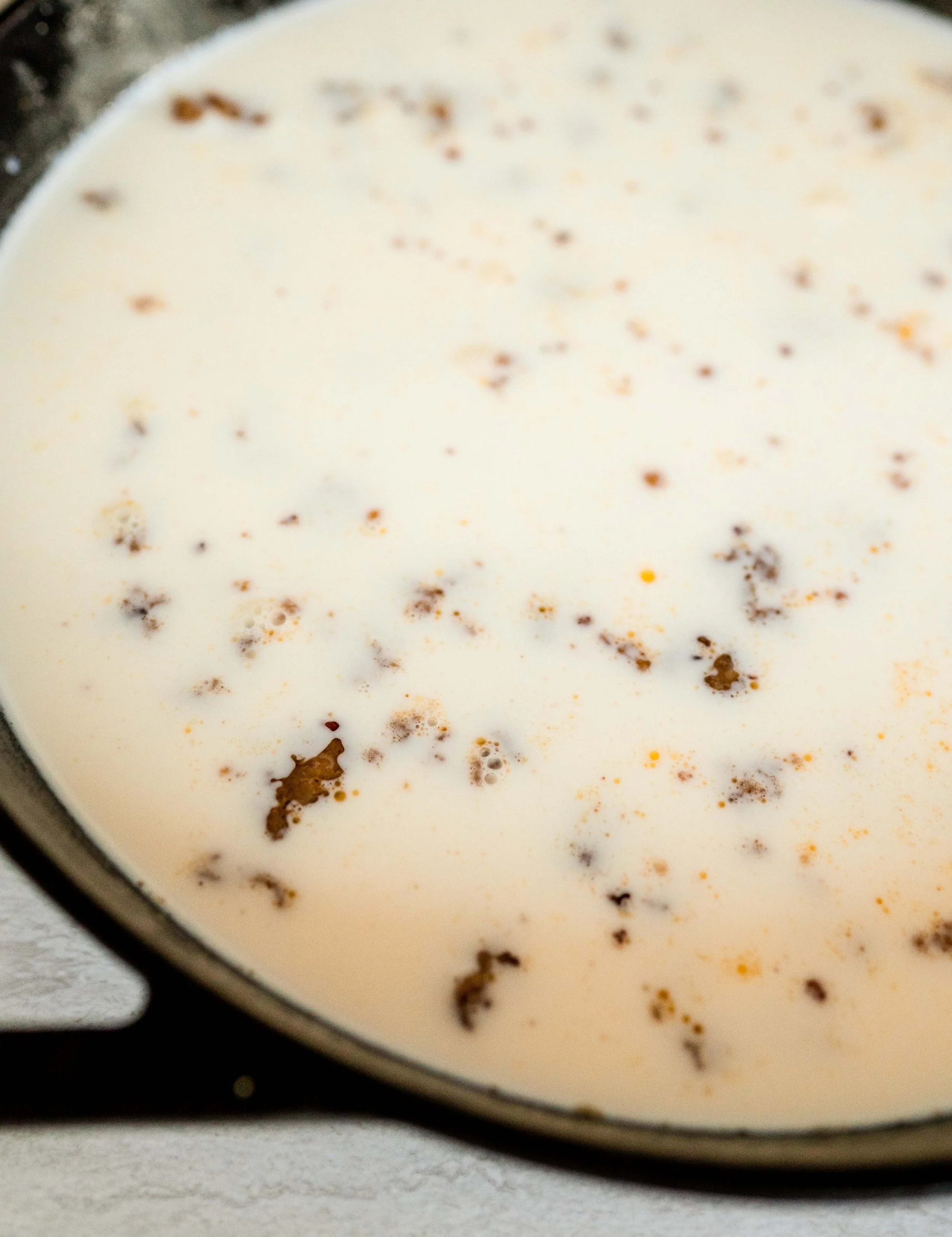 Easy Sausage Gravy Recipe - Country Style Sausage Gravy Recipe - Breakfast Gravy Recipe - Simple Sausage Gravy Recipe - Biscuits & Gravy - Jimmy Dean Sausage - Family Breakfast - Morgan Tayler At Home