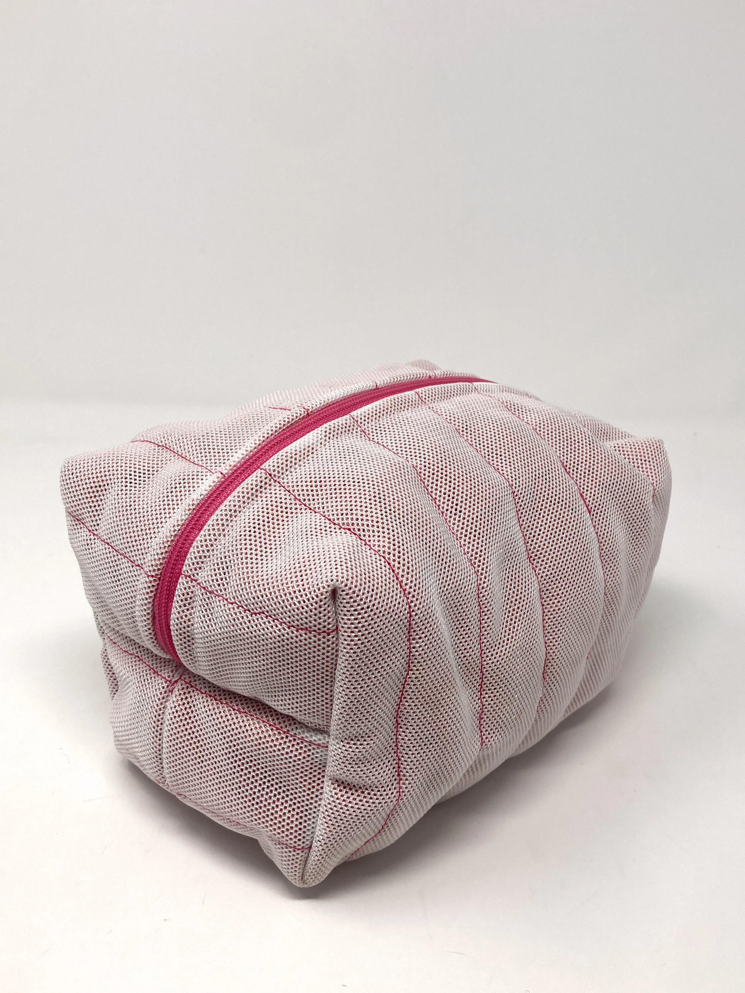 WAY_BoxyPouch_MeshQuilted.jpg