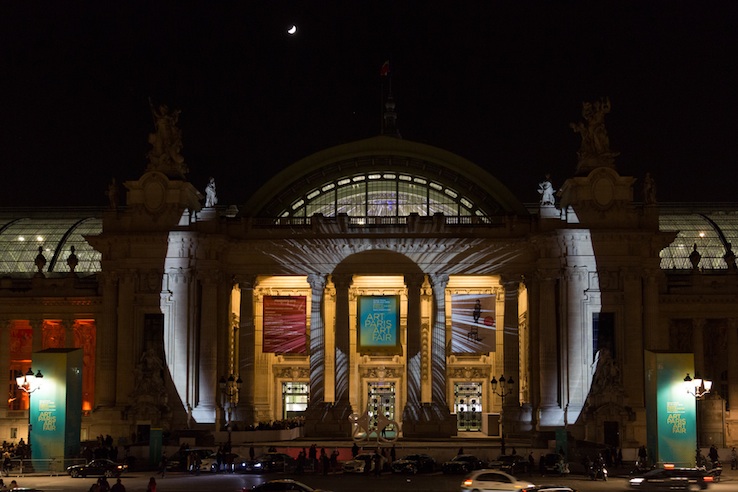 Dominic Harris. Concentric Study, 2015, projected on the facade of the Grand Palais, Paris