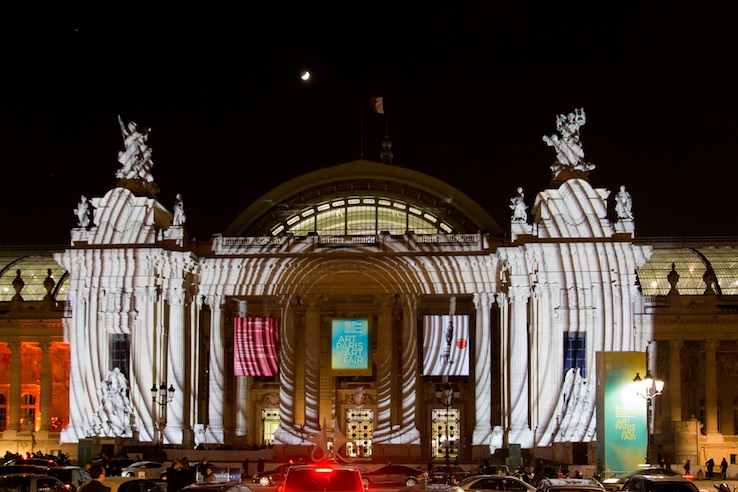 Dominic Harris. Concentric Study, 2015, projected on the facade of the Grand Palais, Paris