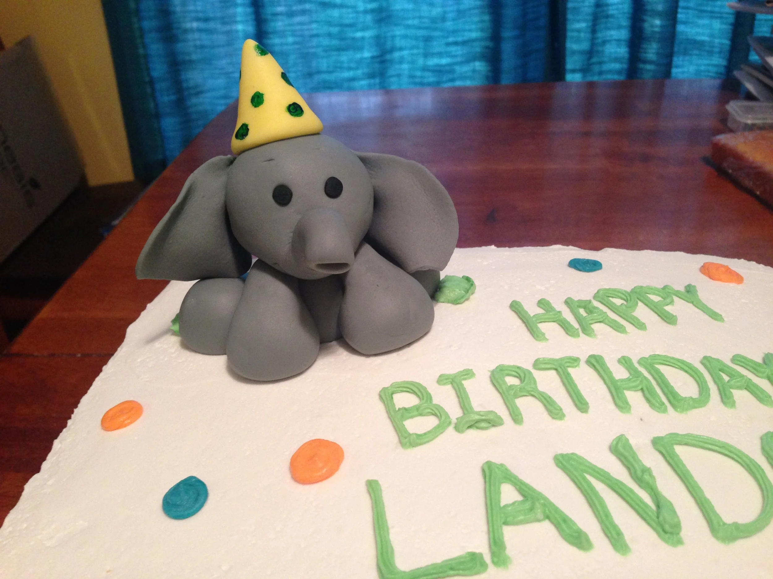 elephant birthday cake