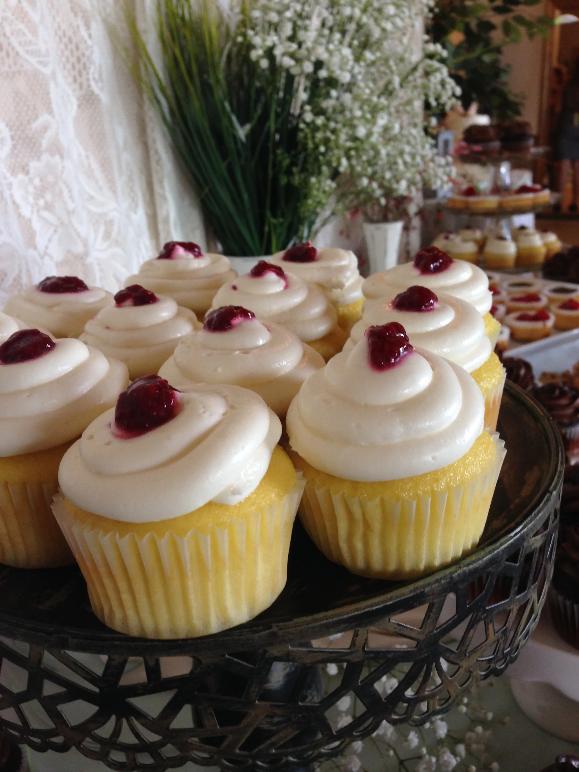 lemon raspberry cupcakes