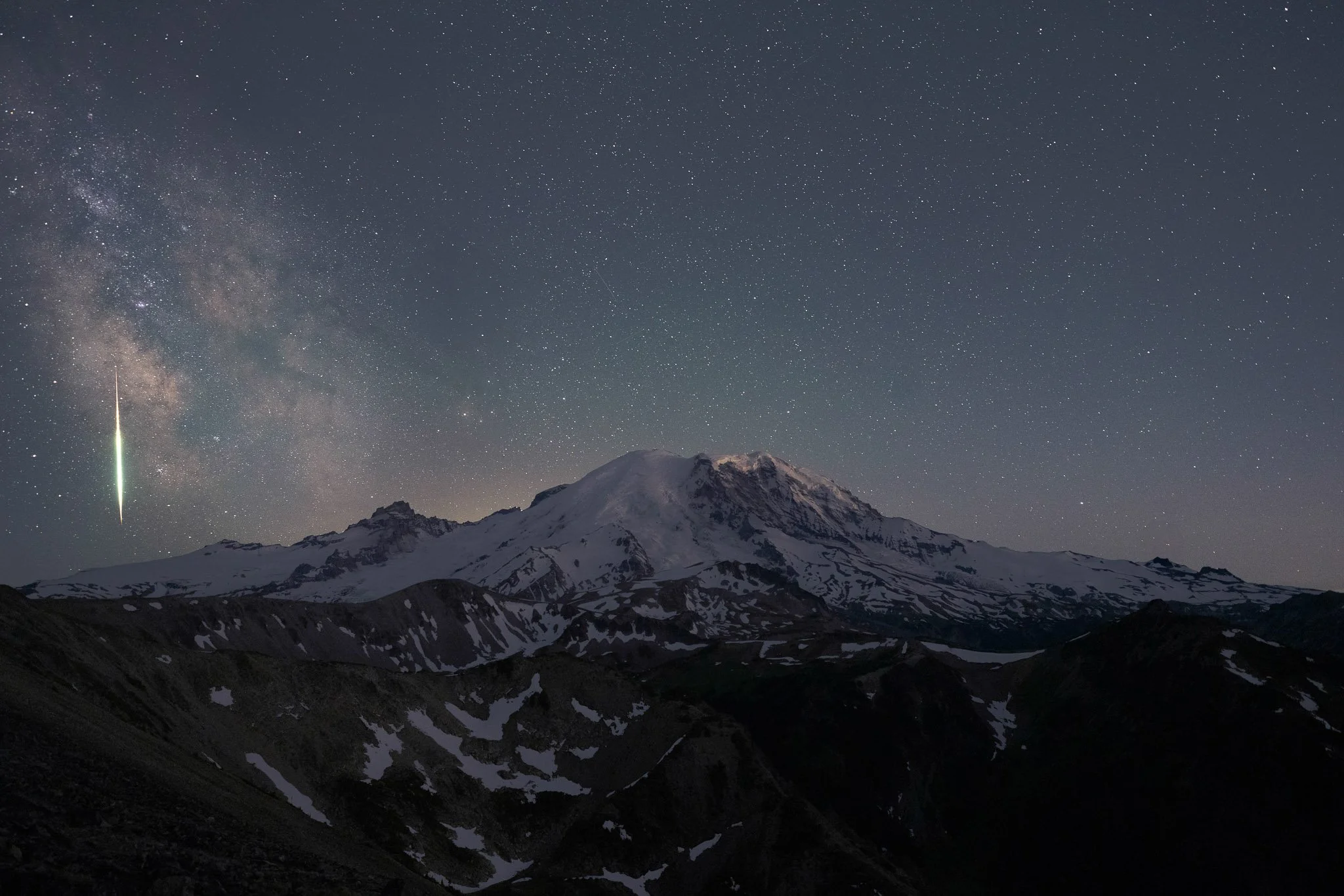 PNWventures-Denielle-Cowley-meteor-over-rainier-website.jpg