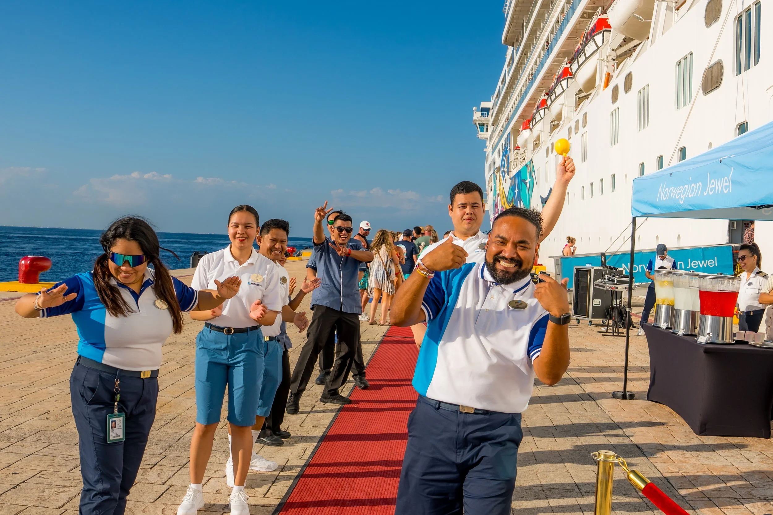boots cruise_Yvonne Gougelet_@yvonnegphotos005.jpg