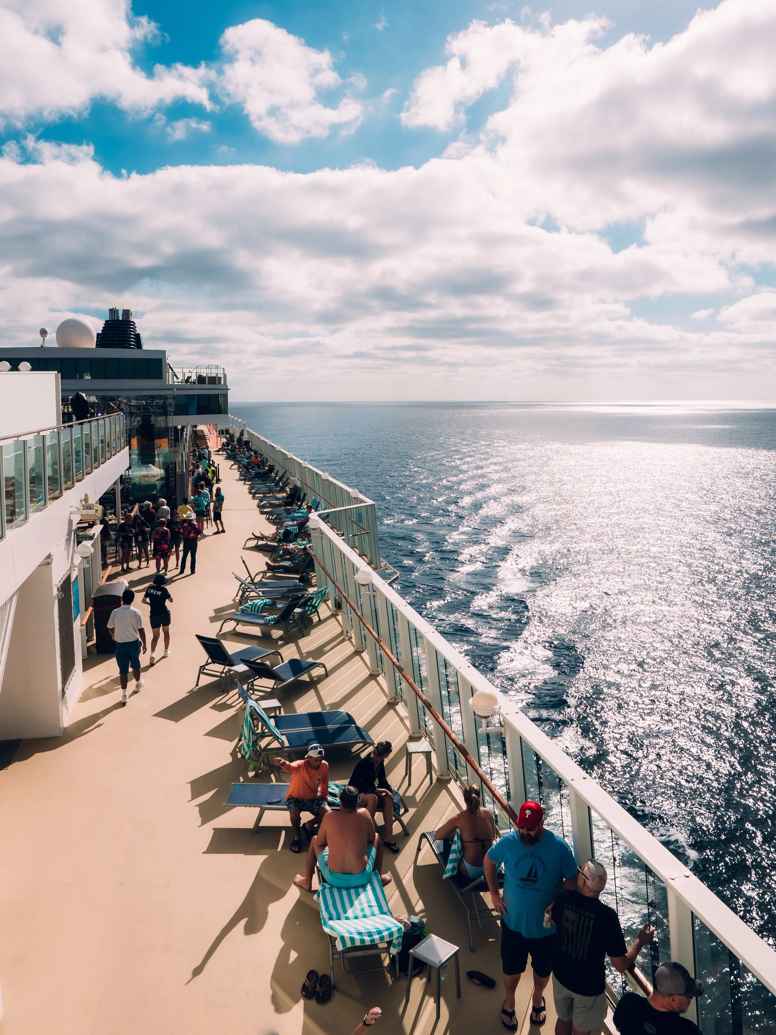 boots cruise_Yvonne Gougelet_@yvonnegphotos019.jpg