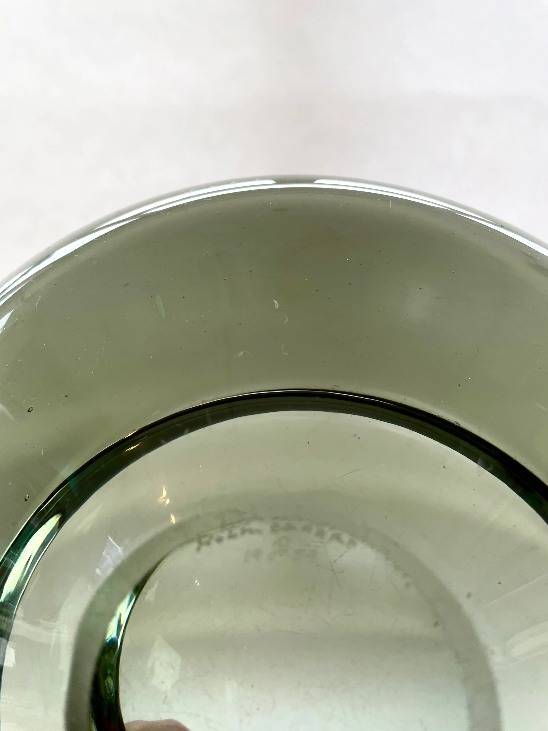 E7681E22-F9A0-483B-904D-67D19F54569D