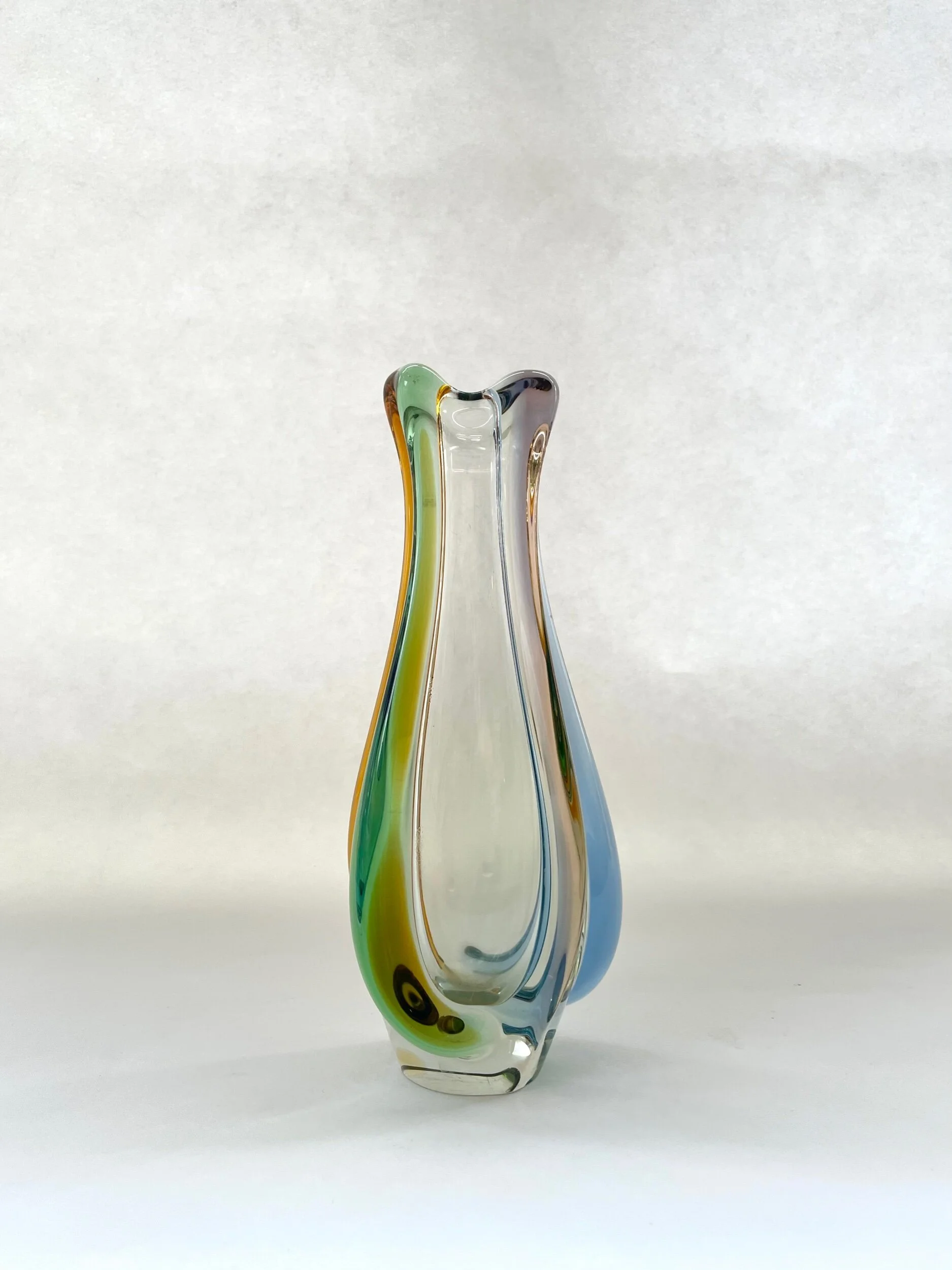 E29EE176-666B-4B50-A5BA-95E579B38BC8