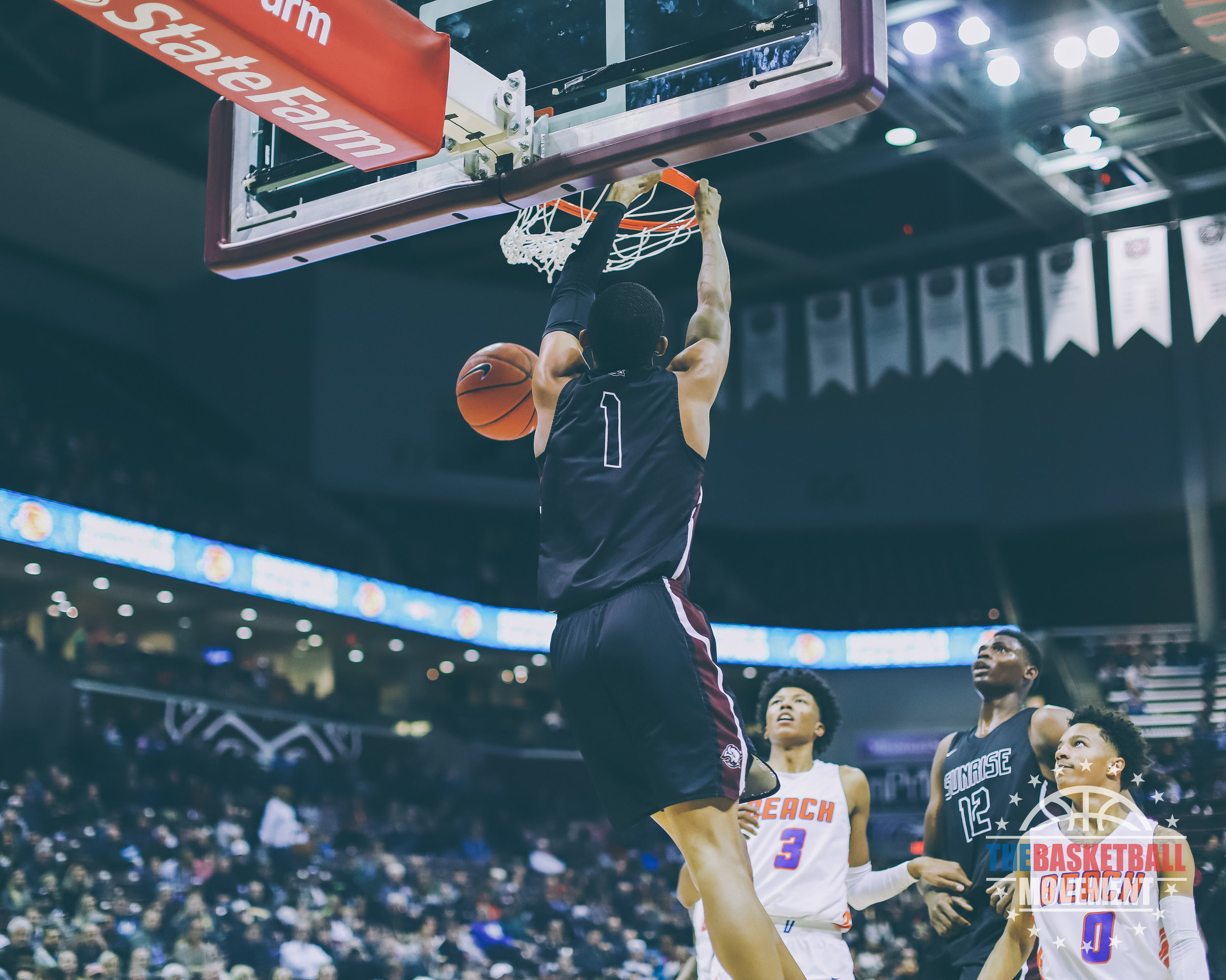 Video: Watch Northeast's buzzer-beater dunk that gave it the Region 5-AAA  title