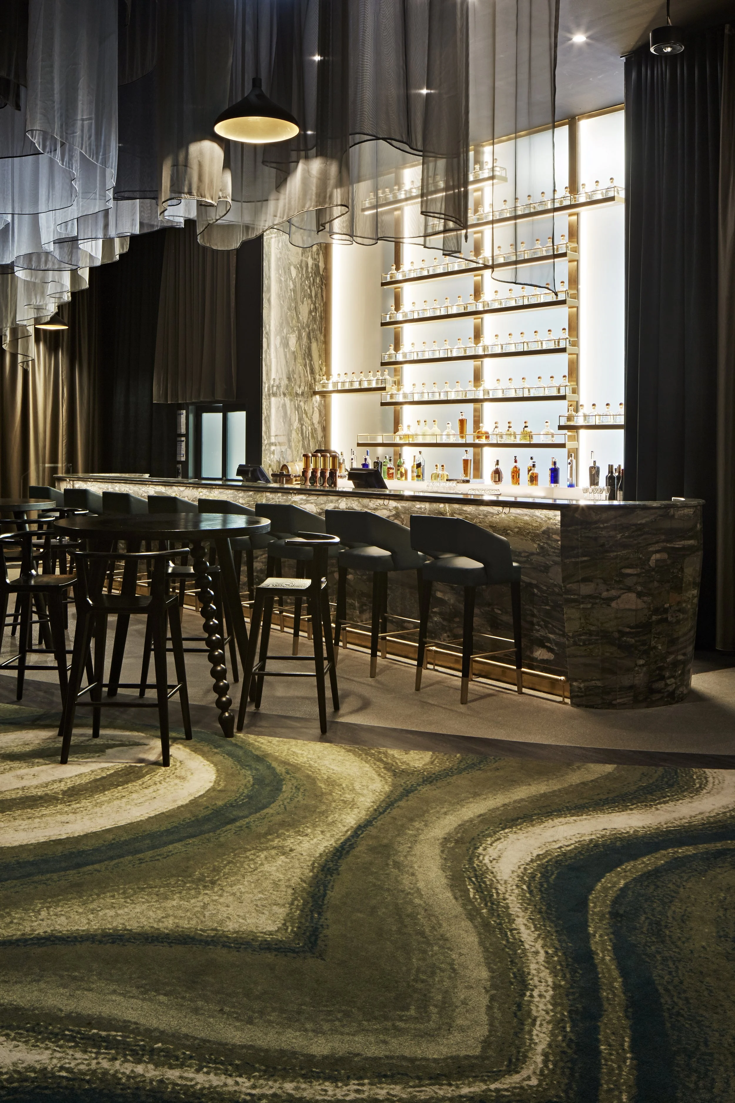 kingpin crown melbourne-tonic design